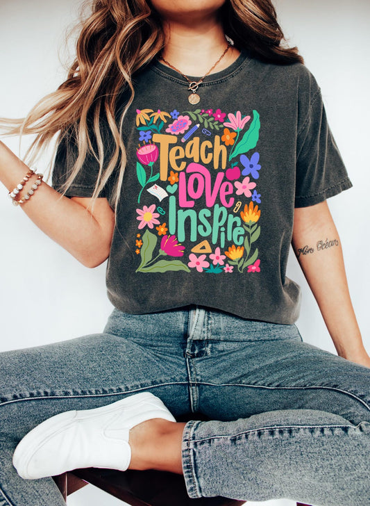 Teach Love Inspire Shirt, Boho Teacher Floral T Shirt, Retro Teacher Shirt, Teacher Gift, Teacher Shirt, Back to School Shirt